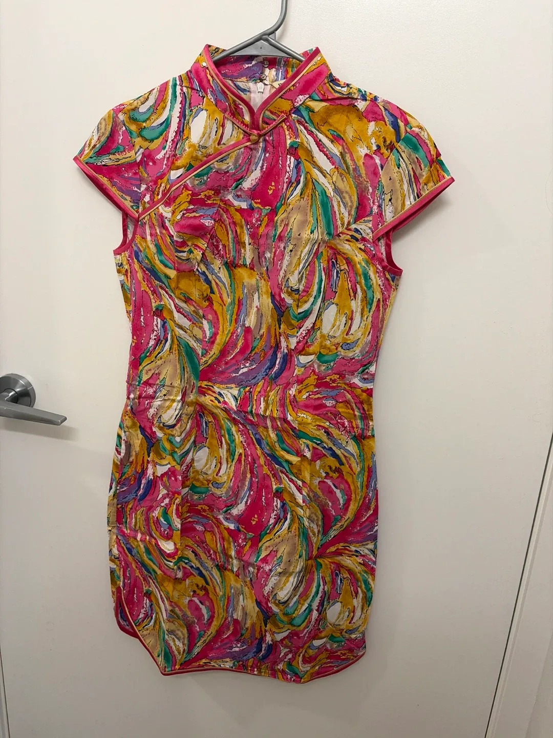 Chinese Cheongsam Dress - Size 165/88A thumbnail