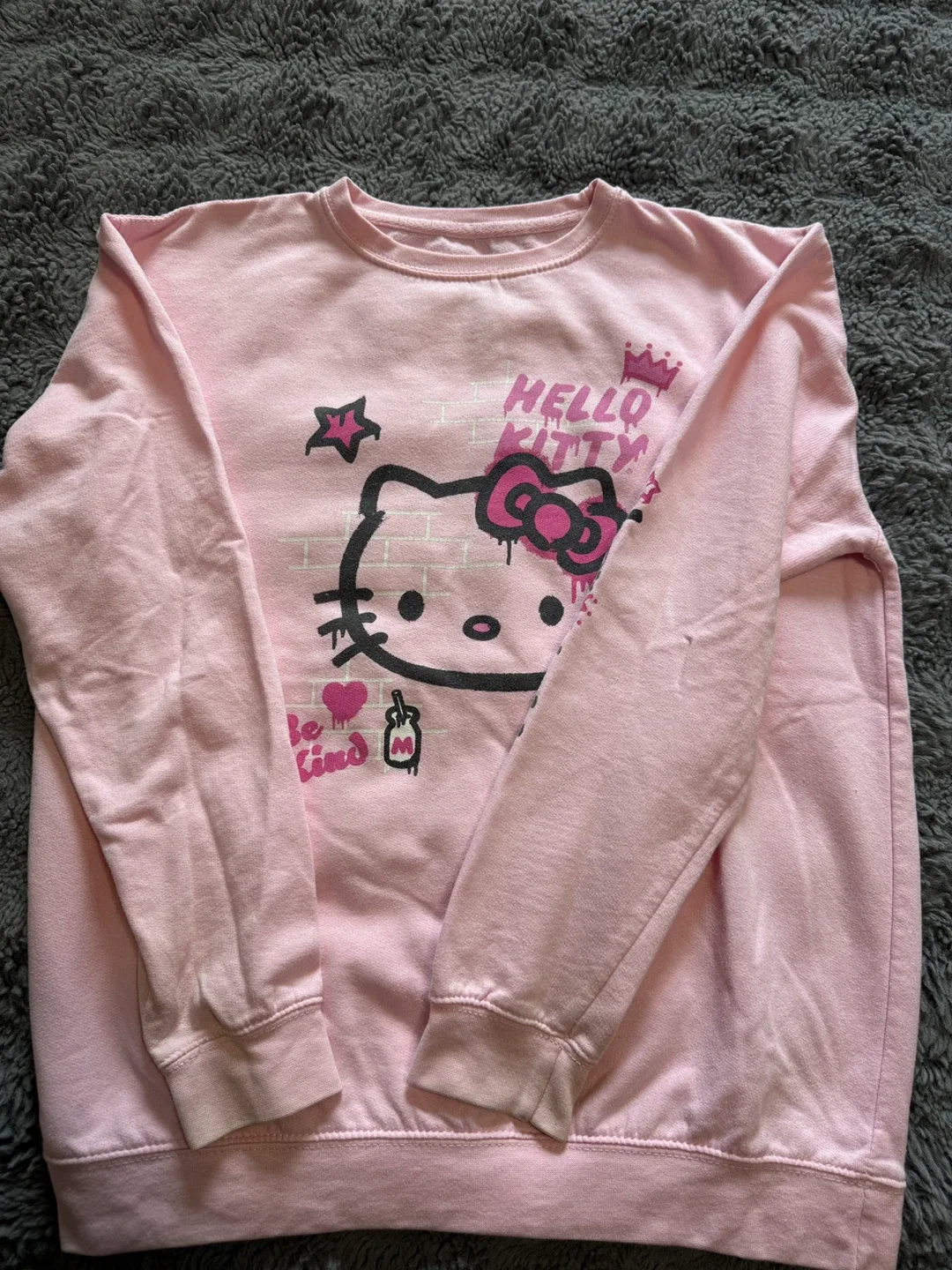 Disney & Sanrio Sweaters - Size XL image indicator(4)