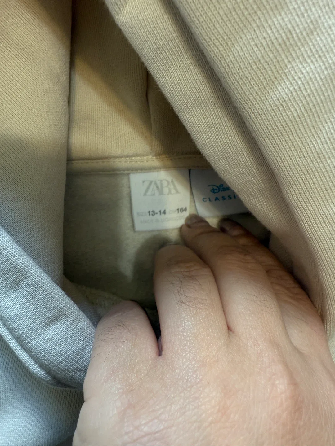 Disney & Sanrio Sweaters - Size XL image indicator(7)