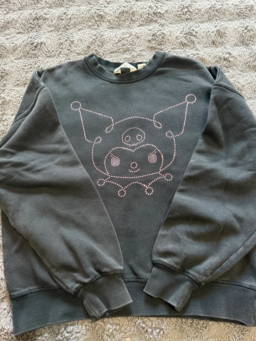 Disney & Sanrio Sweaters - Size XL image indicator(9)