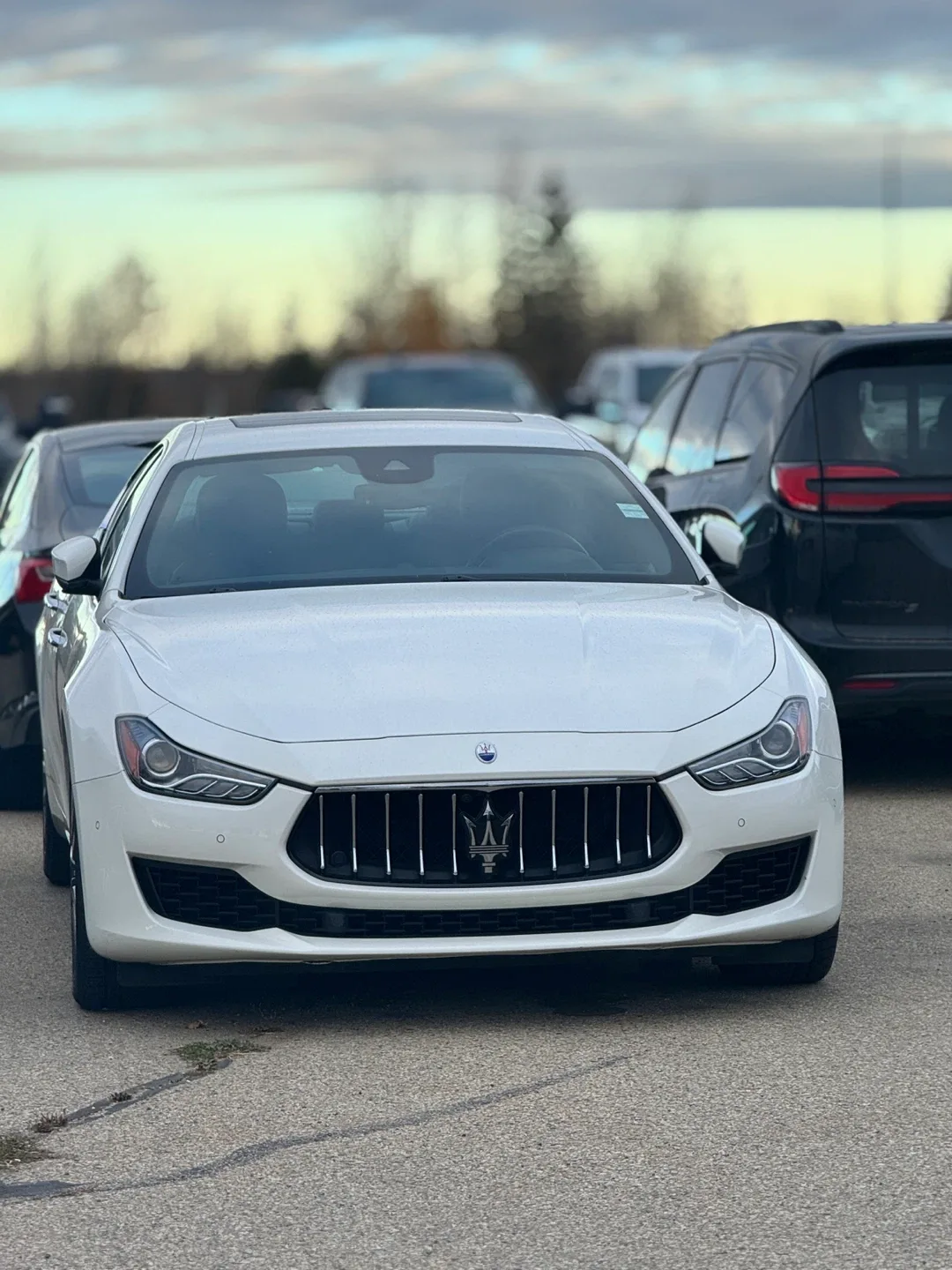 Maserati Ghibli image indicator(2)