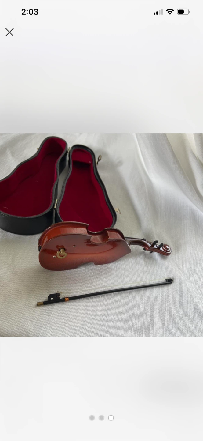 Miniature Violin with Case - photo 3