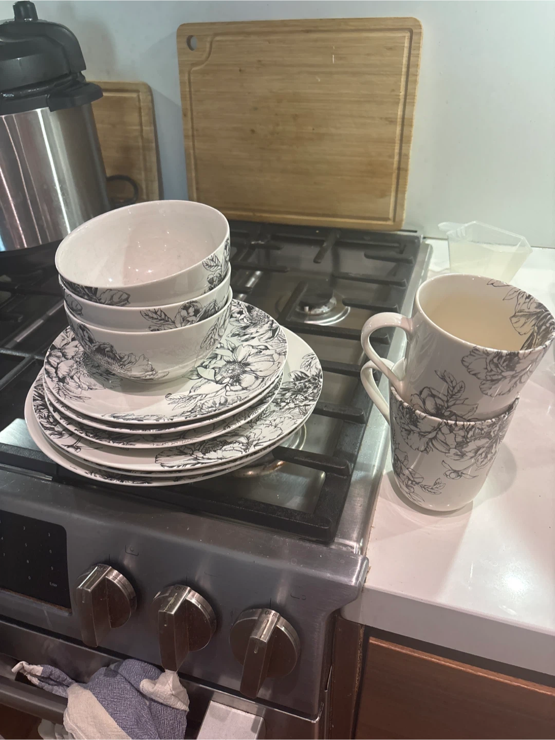 Floral Dinnerware Set - Plates, Bowls, Mugs
