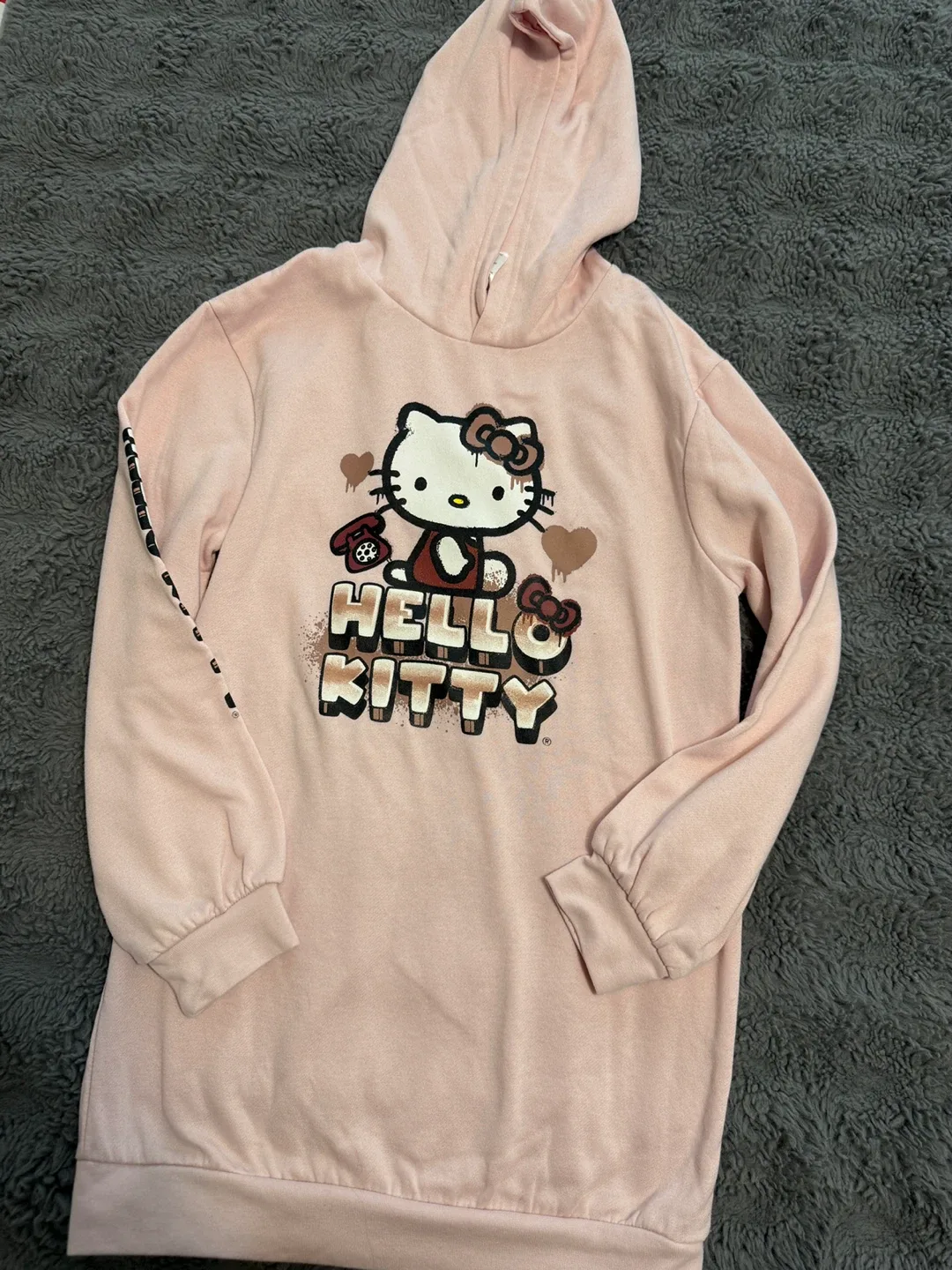 Bunch  of sweatshirts - Size 11-12 image indicator(4)