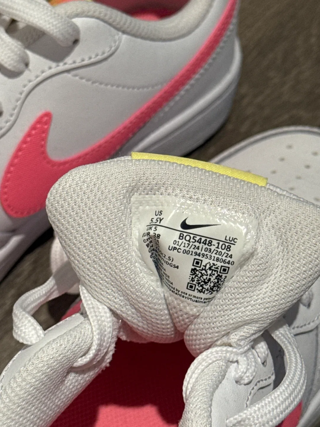 Nike Court Borough Low 2 White/Pink Sneakers image indicator(6)