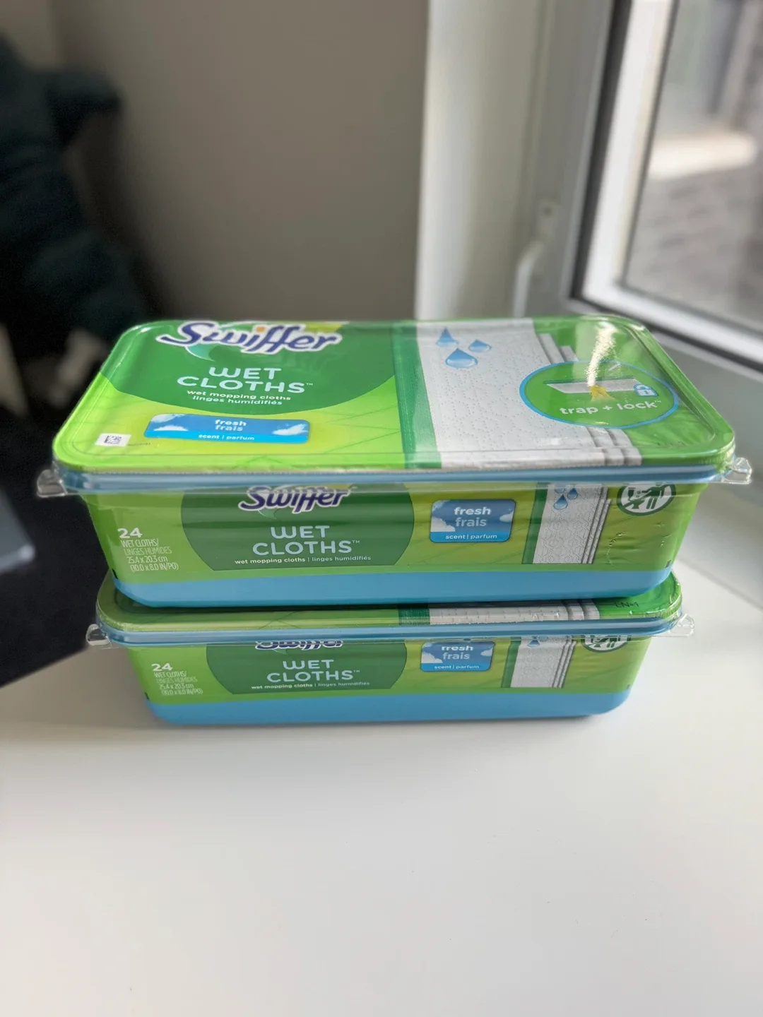 $14 for 2 packs of Swiffer Wet Cloths Refills image indicator(2)