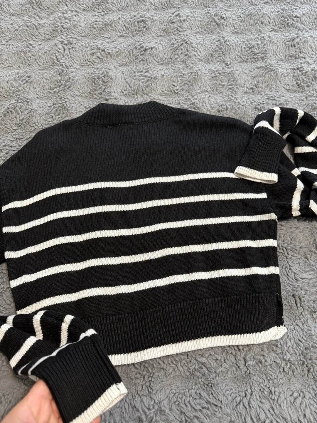 Joie Black Striped Sweater - Size S image indicator(5)