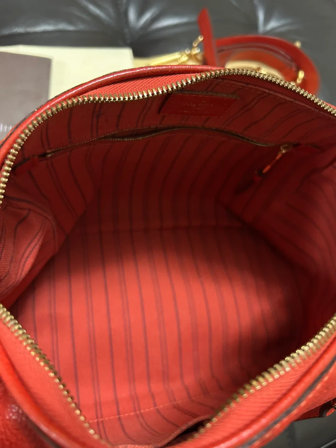 Louis Vuitton Speedy Bandouliere 25 Orient Empreinte Leather image indicator(9)