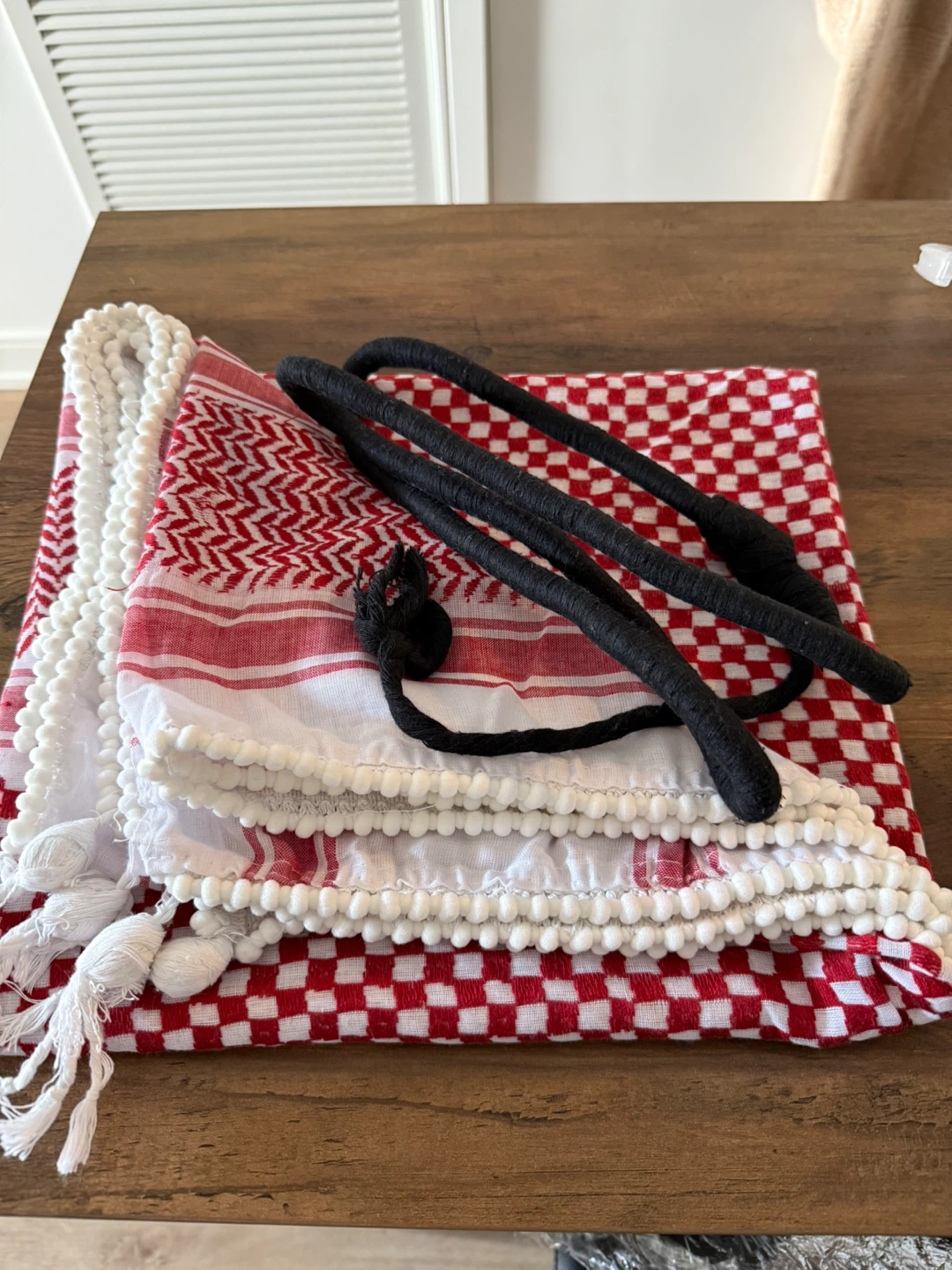 Keffiyeh, Agal, and Tasbih Set