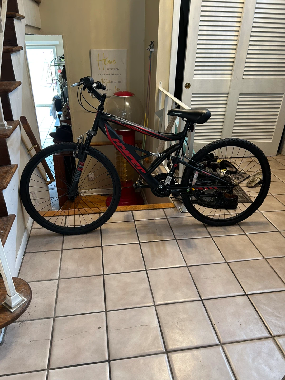 Hyper Mountain Bike - Black/Red