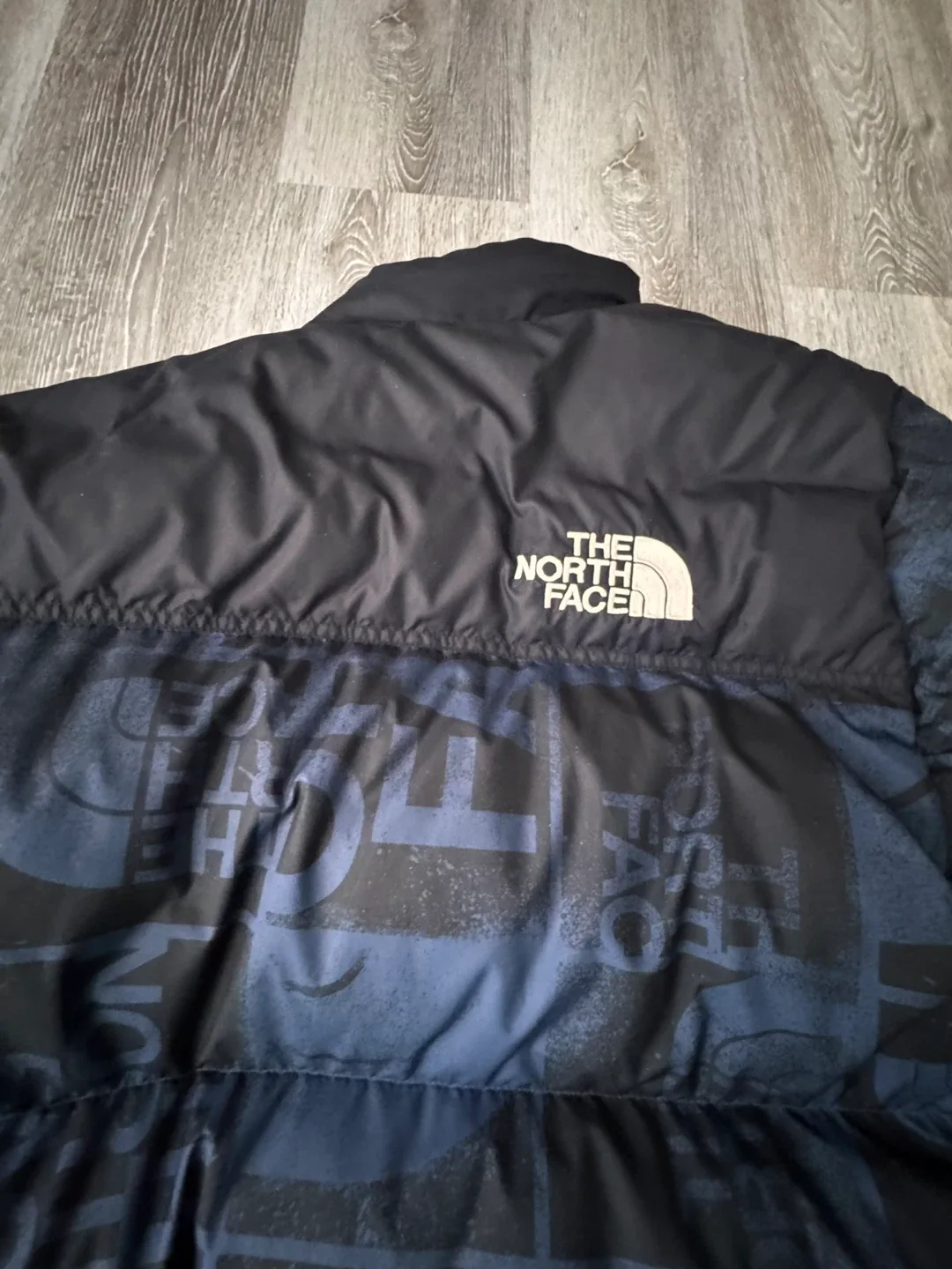 The North Face Puffer Jacket - Teen Unisex XXL image indicator(3)