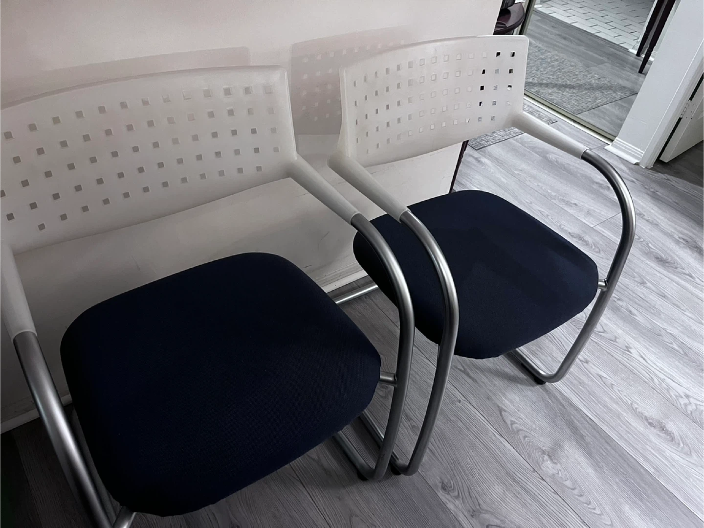 Pair of Office/Waiting Room Chairs - photo 3