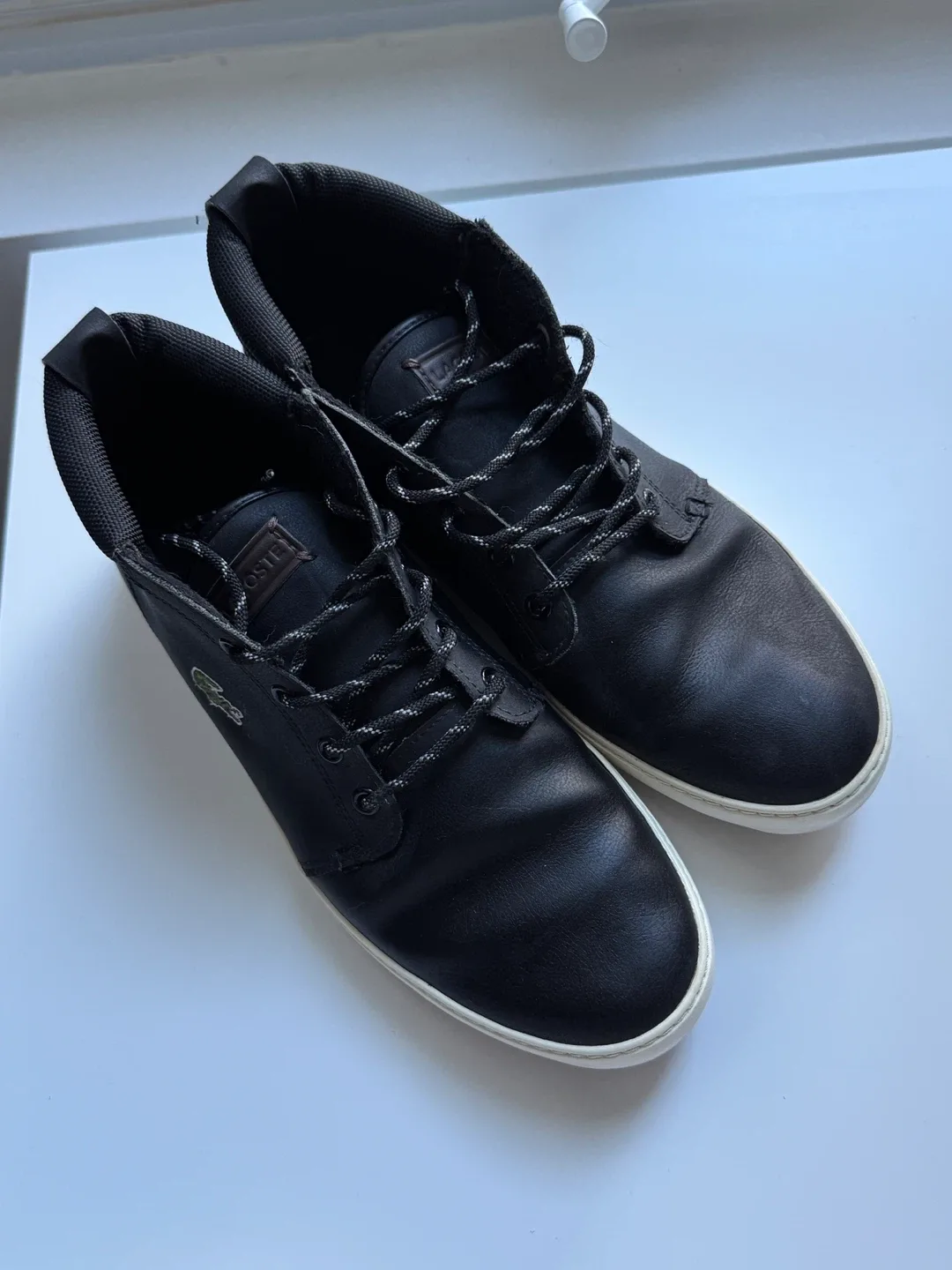 Lacoste Ampthill Terra Black Leather Men’s Shoes, Size 10 image indicator(4)