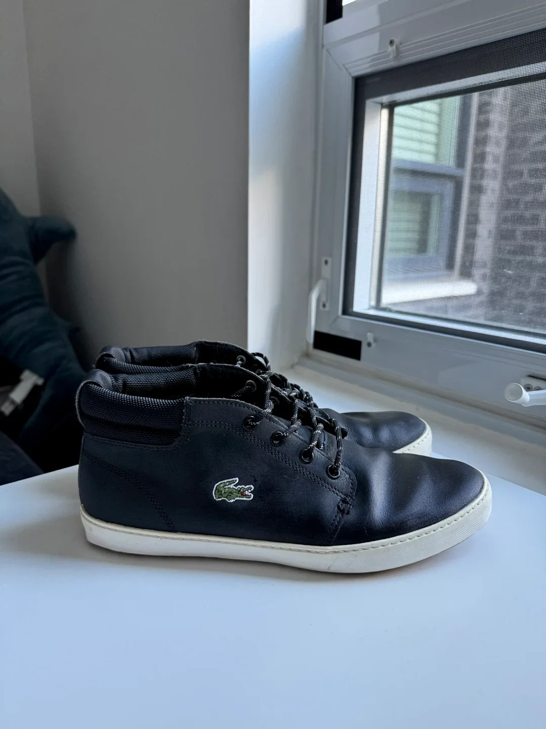 Lacoste Ampthill Terra Black Leather Men’s Shoes, Size 10 image indicator(3)