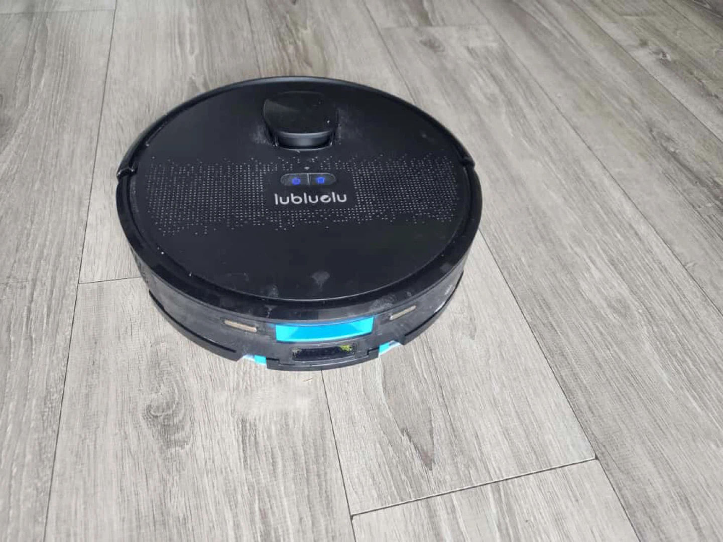 Lubluelu Robot Vacuum Cleaner – Smart, Powerful & Easy to Use!