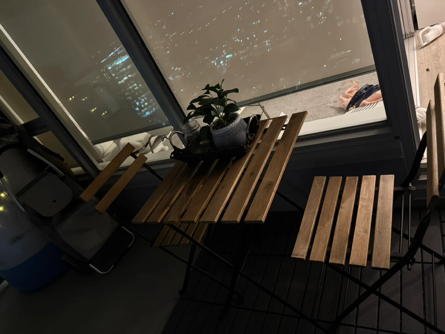 Outdoor Patio 2-Seater Table & Chairs Set – Modern Wood & Metal - photo 2