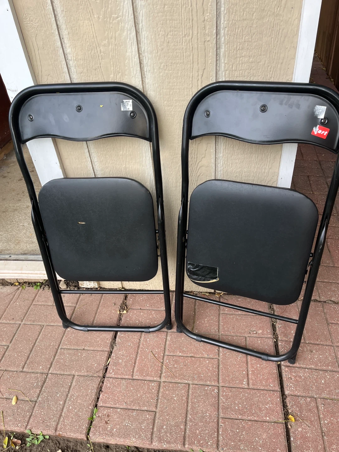 Hart Black Folding Chairs - Set of 2 - photo 2