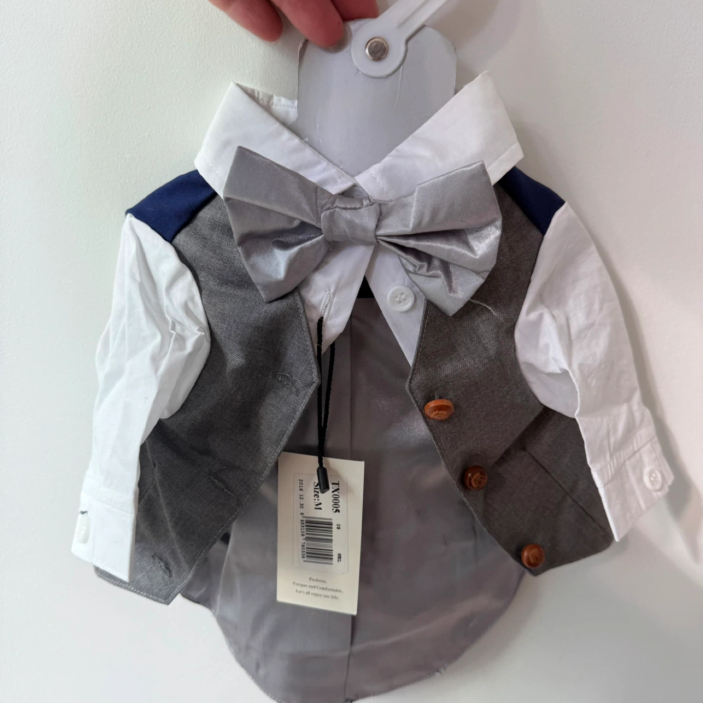 Pet clothes size M
