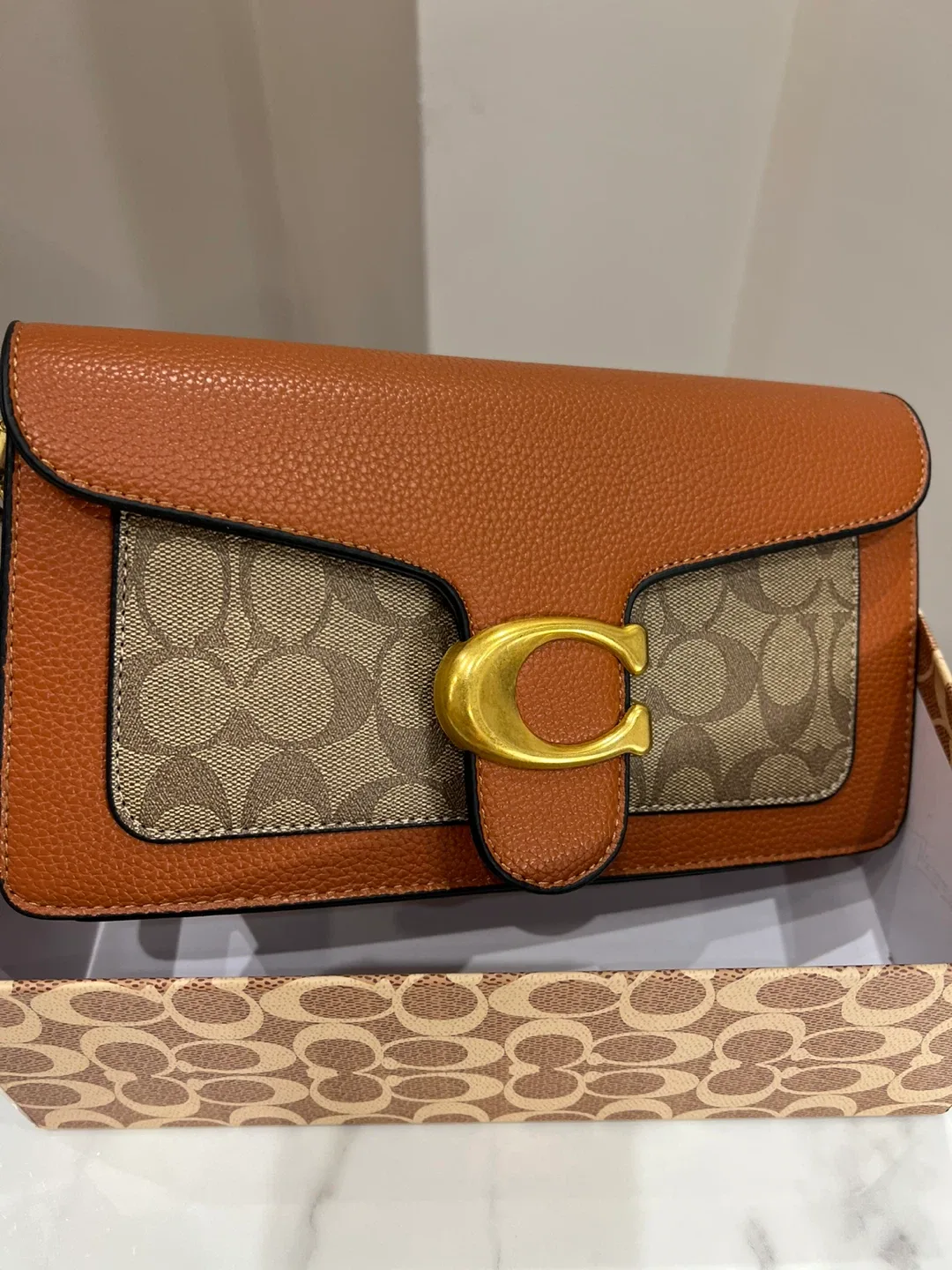 Coach Tabby purse image indicator(4)