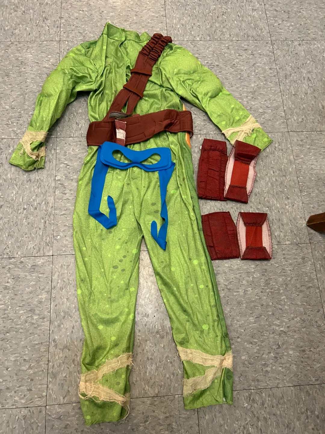 Teenage Mutant Ninja Turtles Leonardo Costume - Size Small (4-6) image indicator(4)
