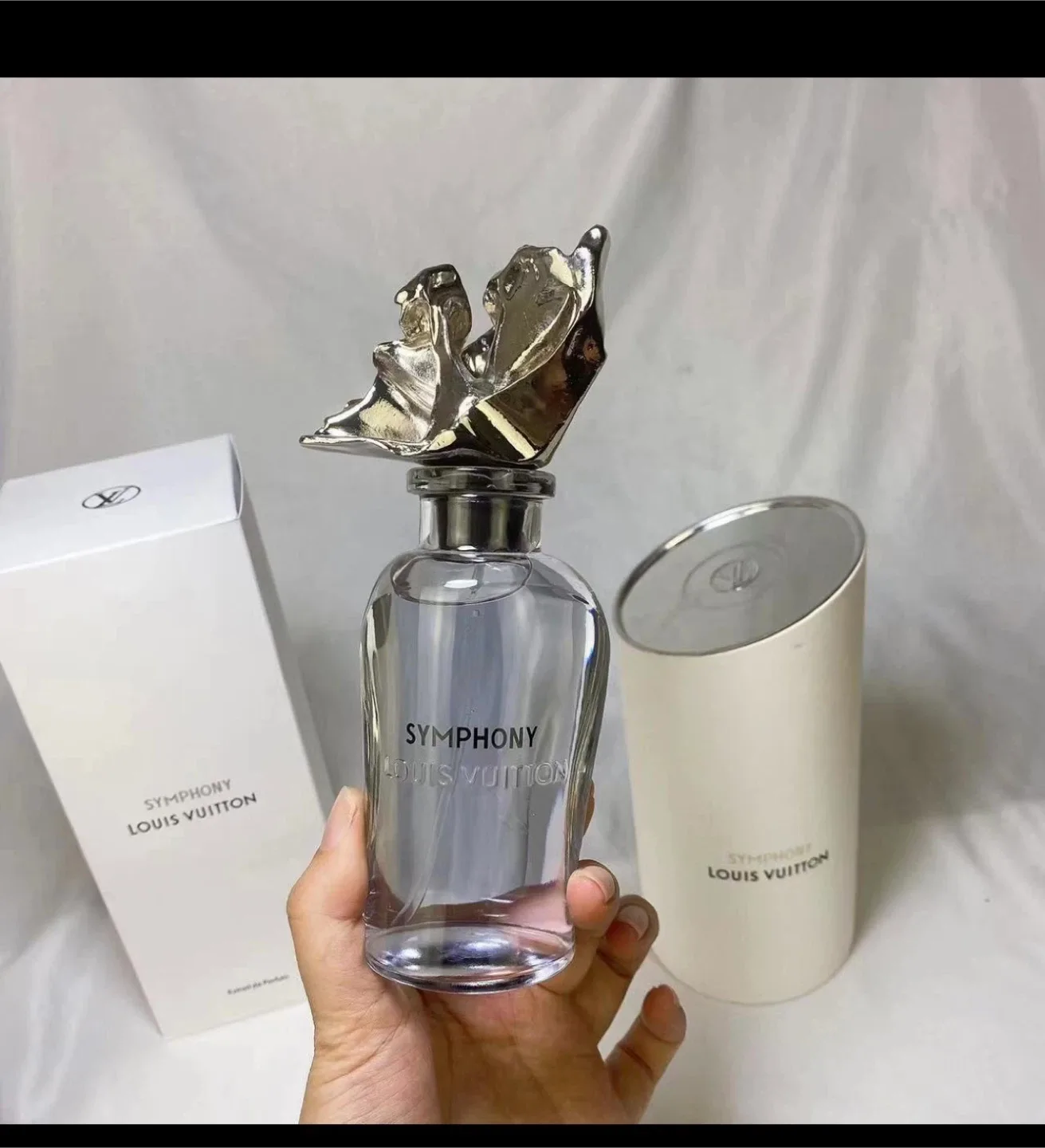 Louis Vuitton Symphony Perfume image indicator(3)