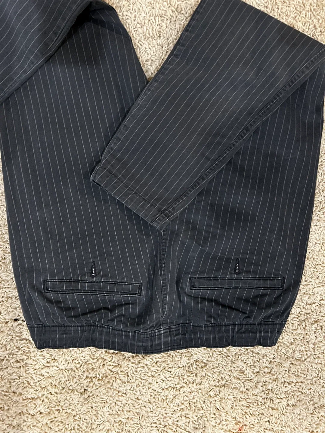 Abercrombie & Fitch men Pinstripe Stretch Pants - Size M image indicator(3)