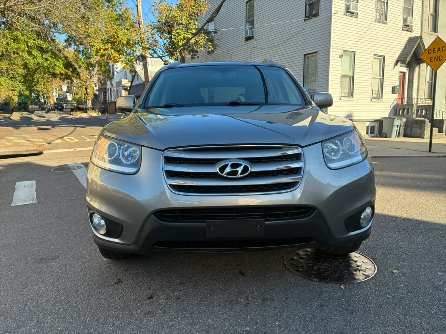 Hyundai Santa Fe SUV - photo 3