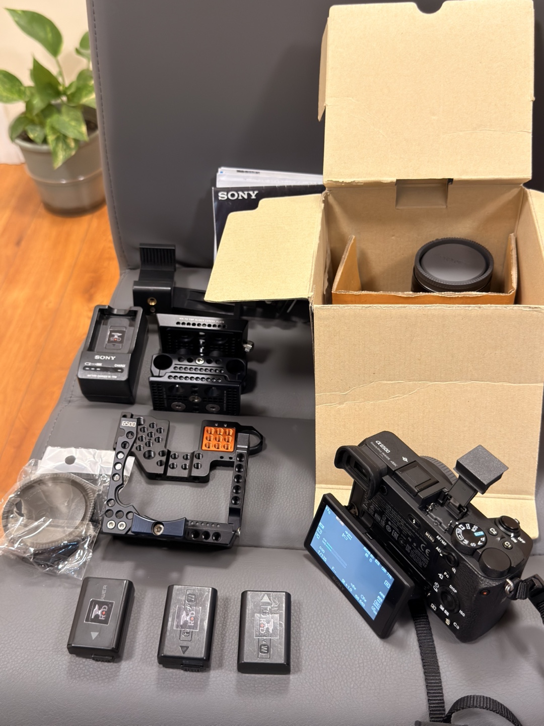 Sony Alpha a6500 + 50mm OSS lens with Accessories - photo 3