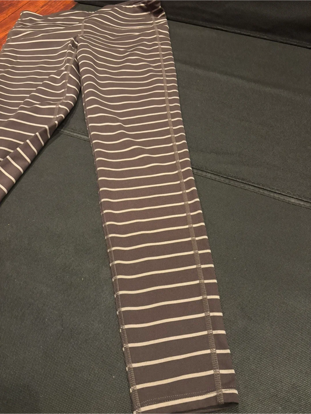 Athleta Striped Leggings - Size M image indicator(4)