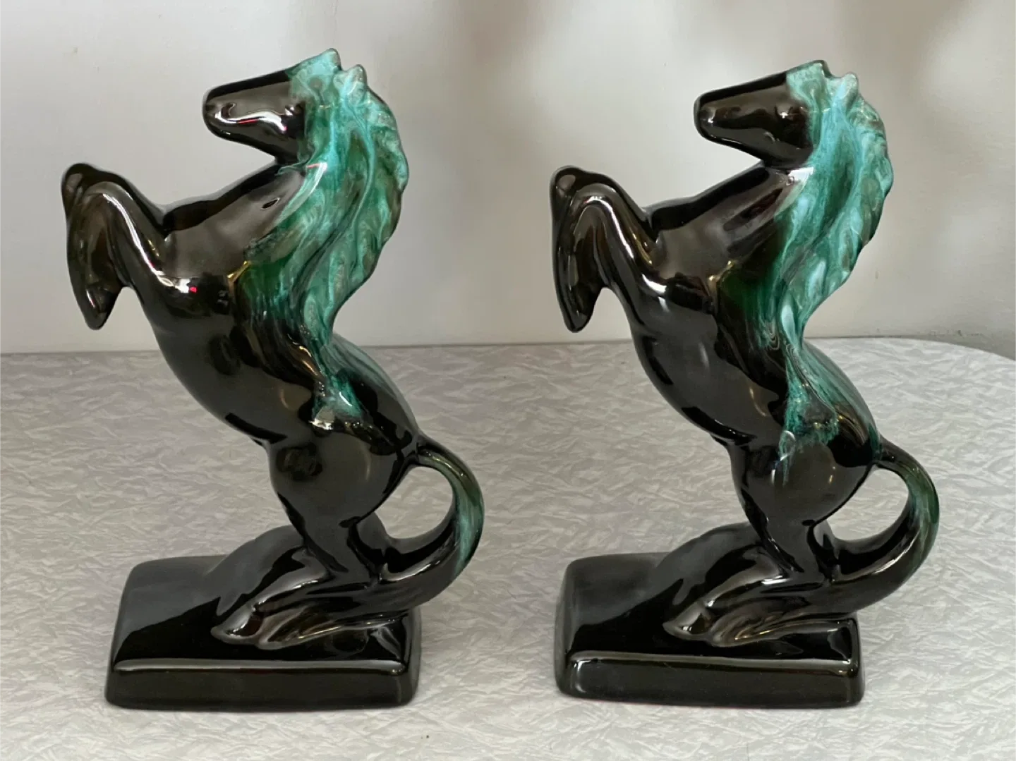Vintage Blue Mountain Pottery Horse Book Ends image indicator(3)