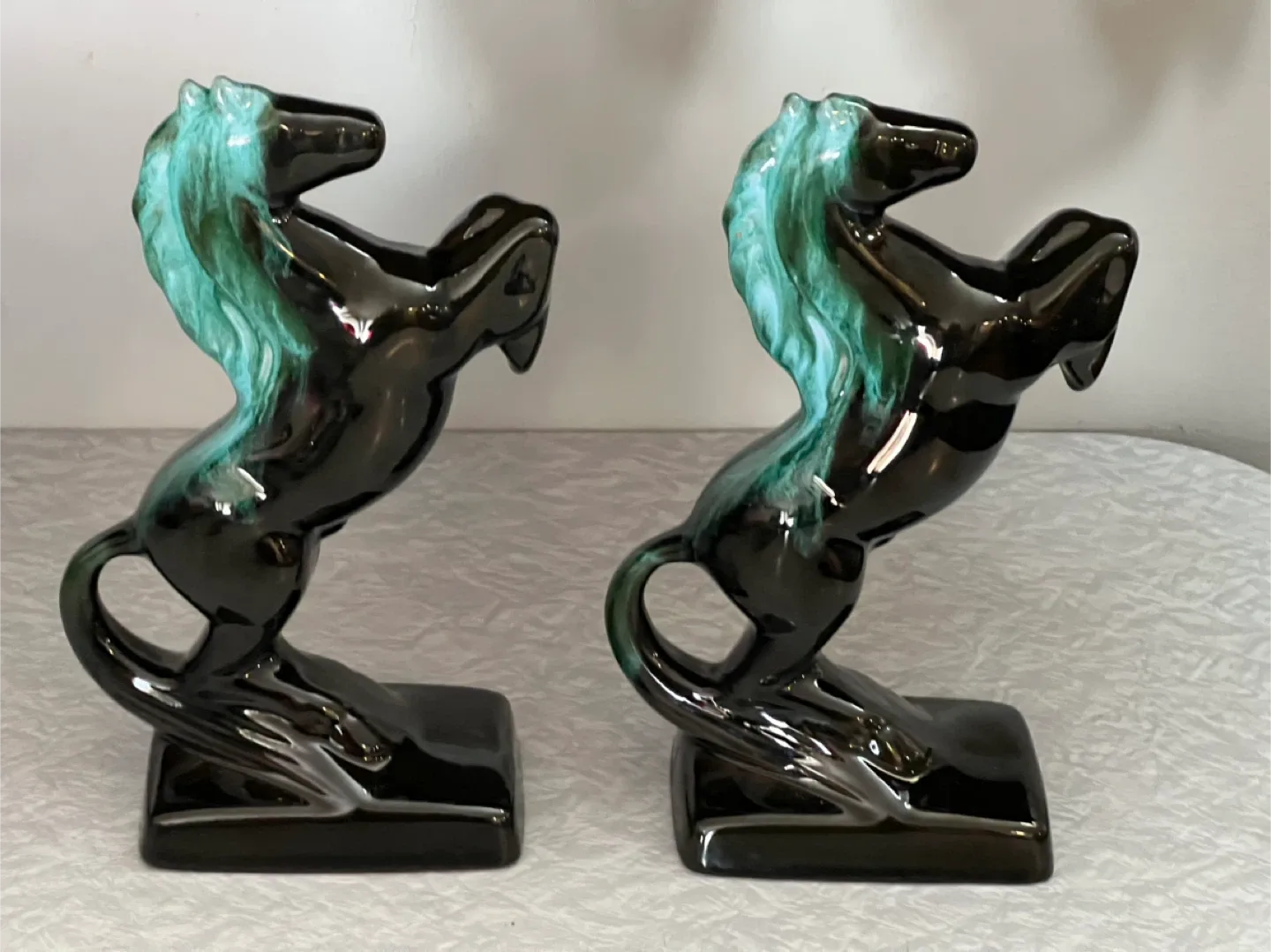 Vintage Blue Mountain Pottery Horse Book Ends image indicator(5)