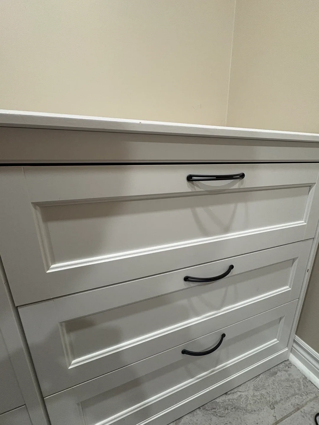 IKEA HEMNES 6 drawer dresser image indicator(3)