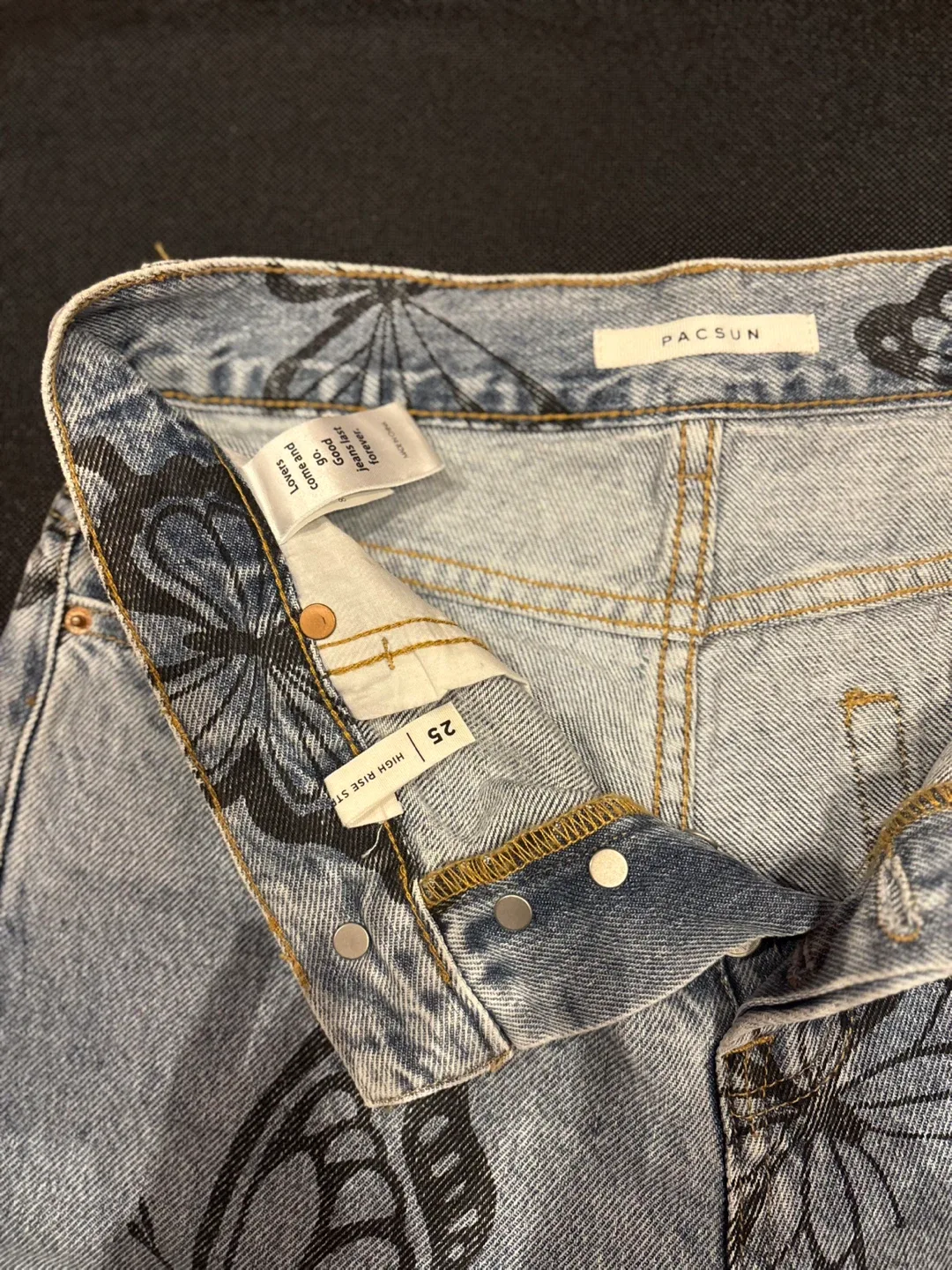 Pacsun Butterfly Print High Rise Jeans - Size 25 image indicator(3)