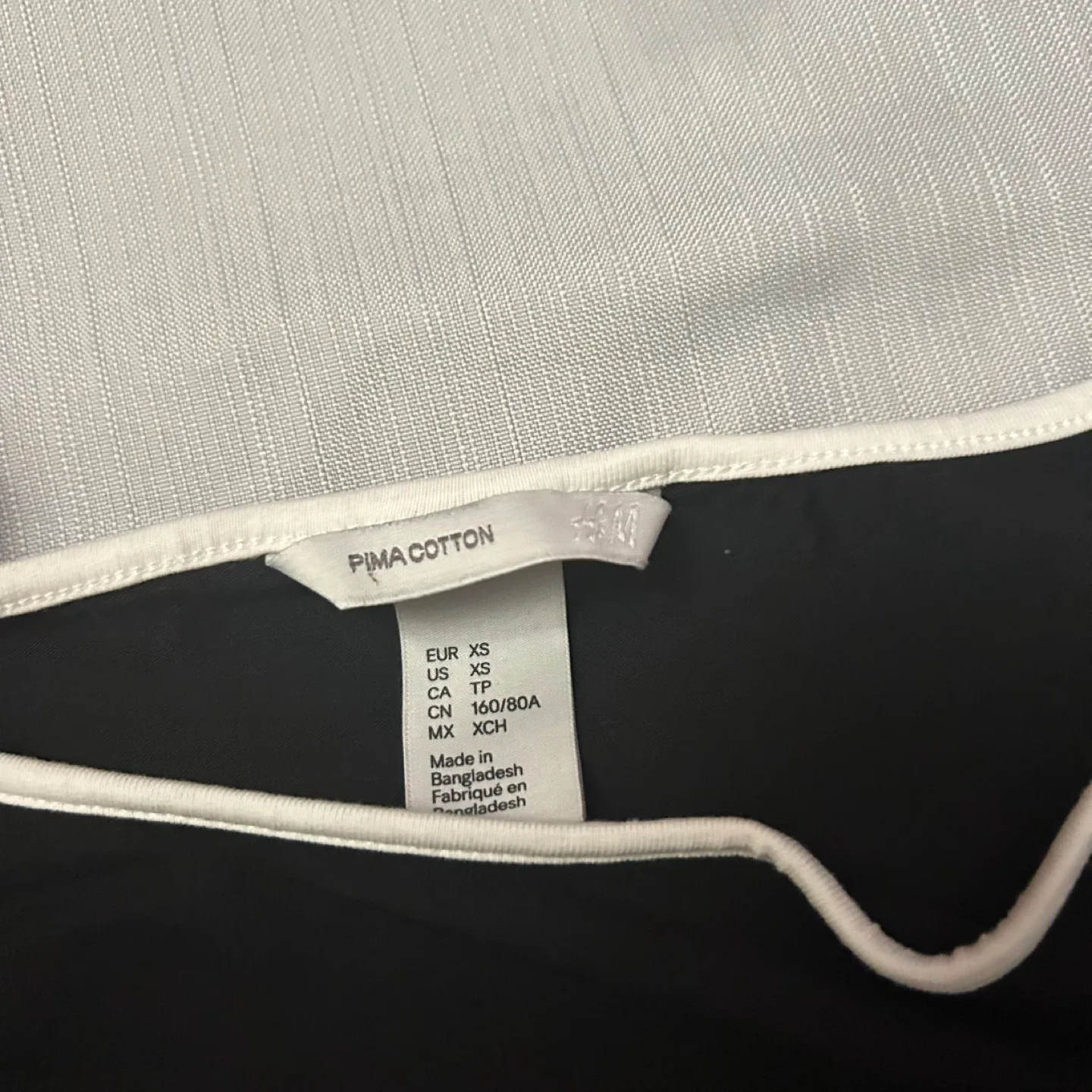 H&M Black Long Sleeve Top image indicator(2)