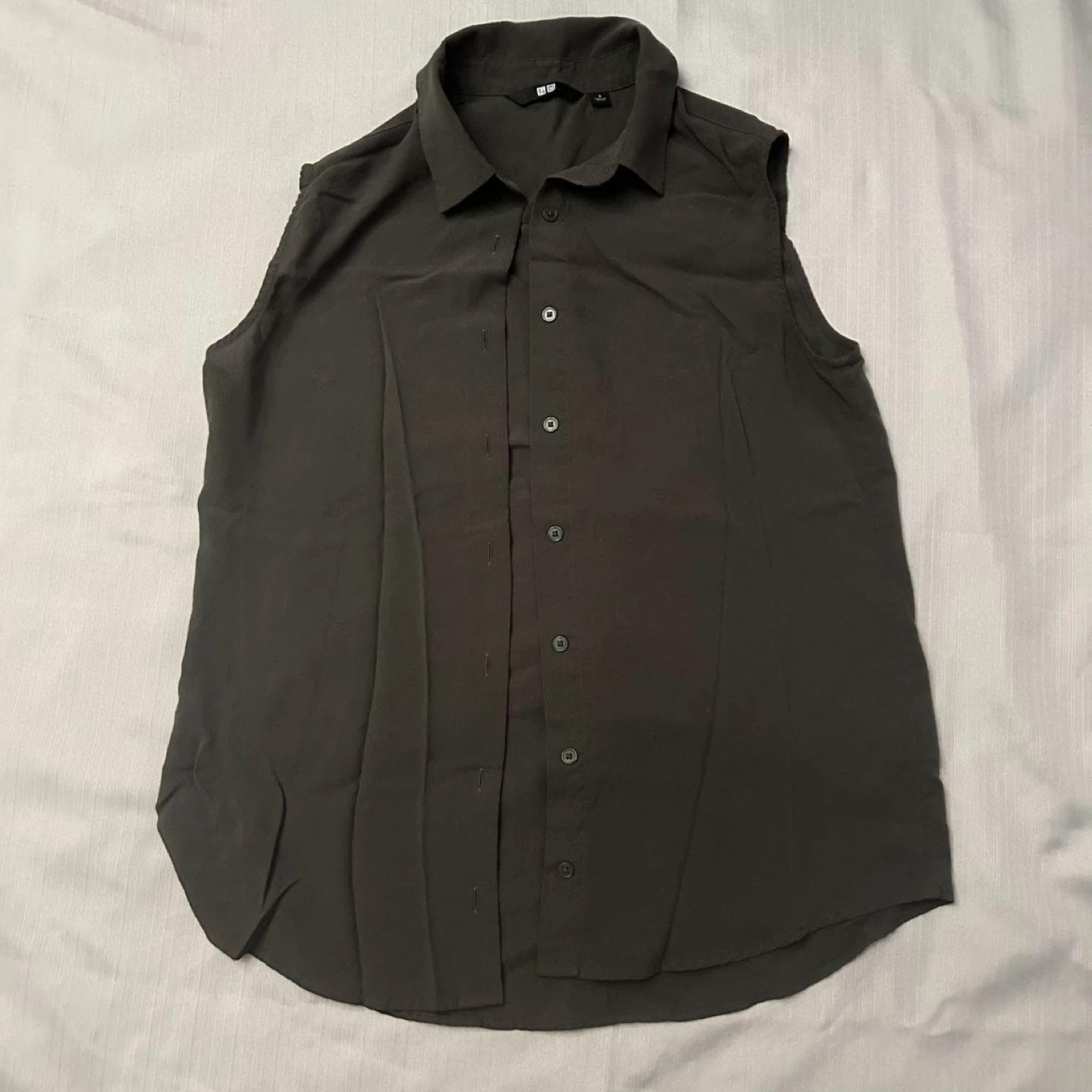 Uniqlo Sleeveless Blouse