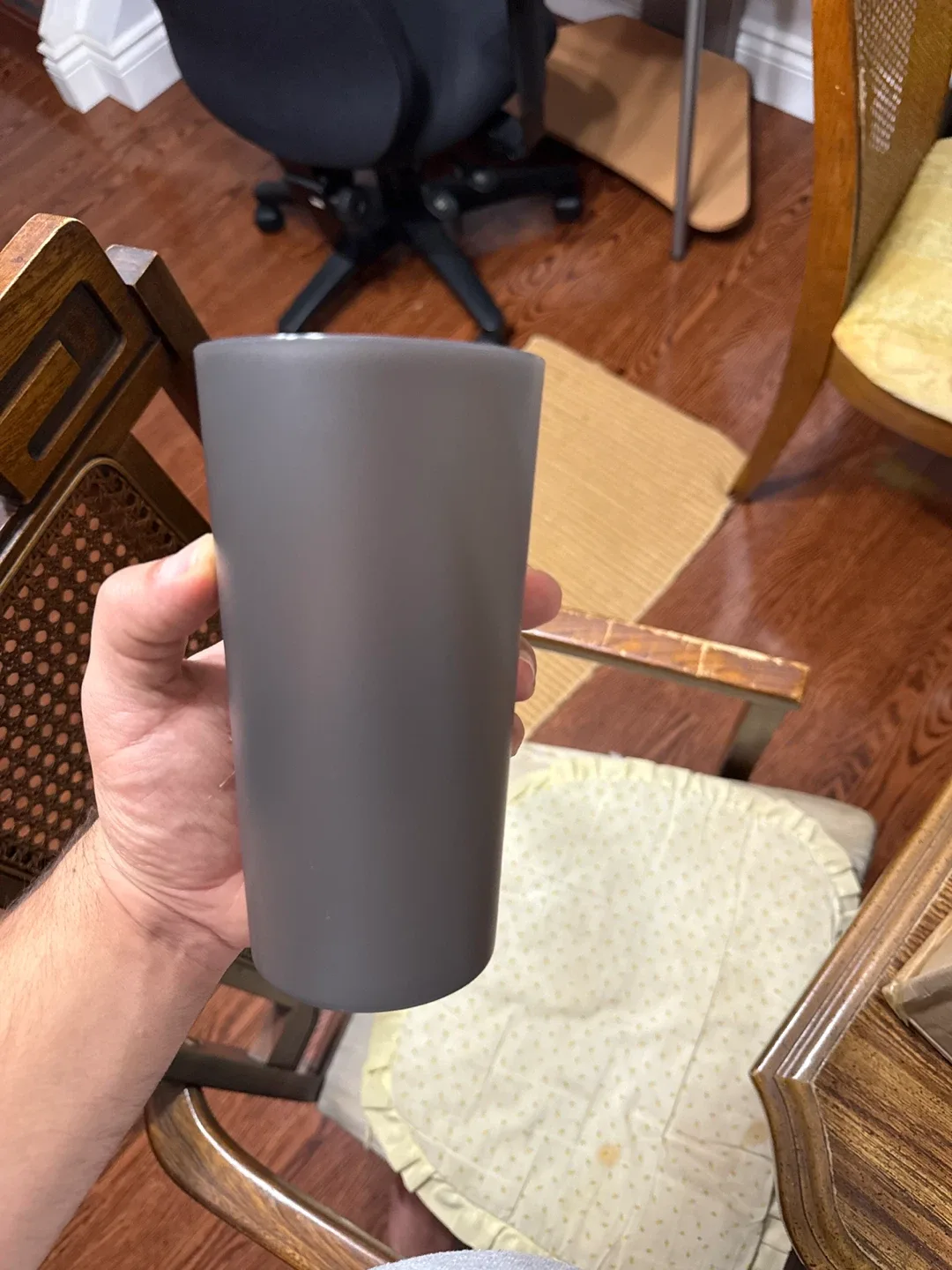 Matte Grey Reusable Tumbler Cup image indicator(2)