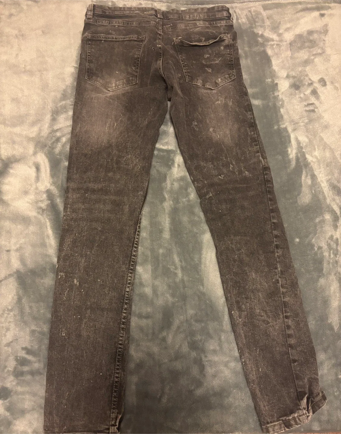 UH Denim Skinny Jeans - Size 28 image indicator(2)