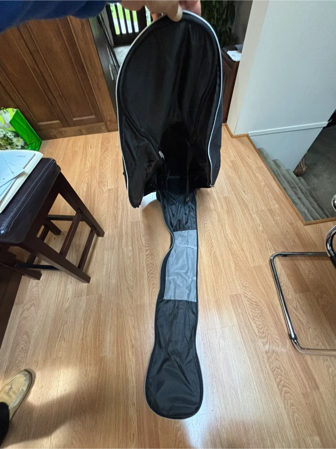 TourTrek Black Wheeled Golf Travel Bag image indicator(4)