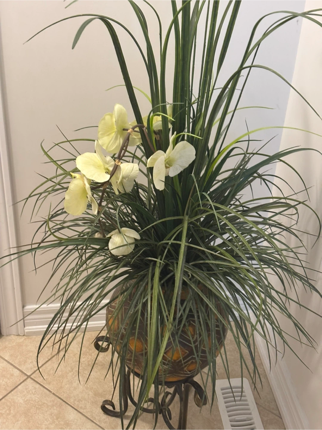 Floral Arrangement with Vase - photo 2
