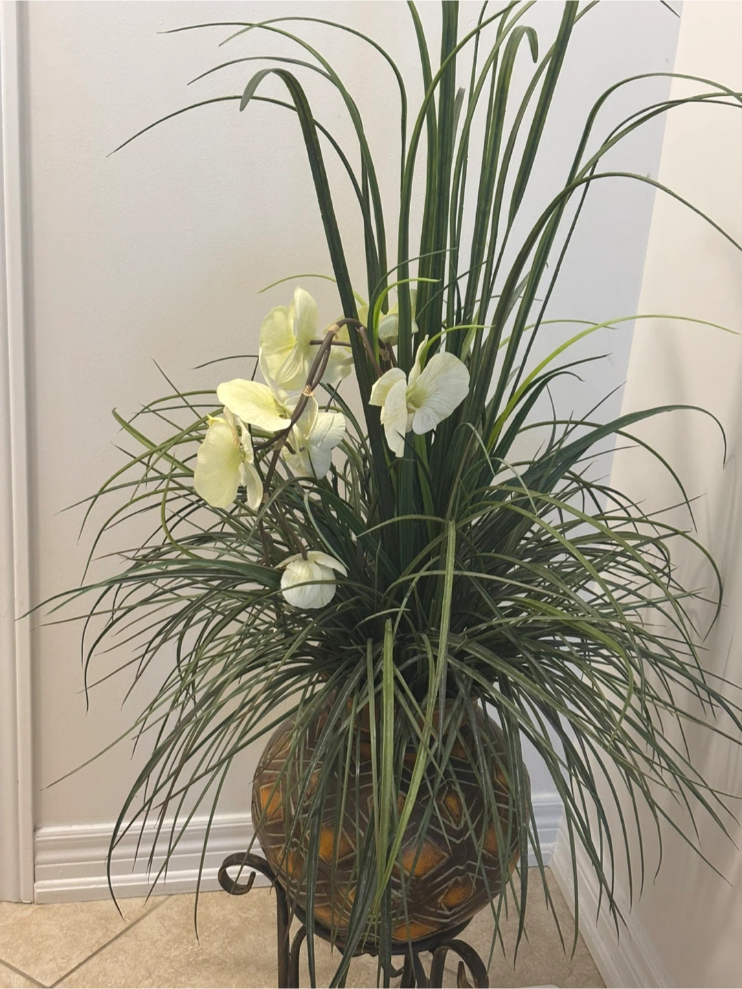 Floral Arrangement with Vase - photo 3
