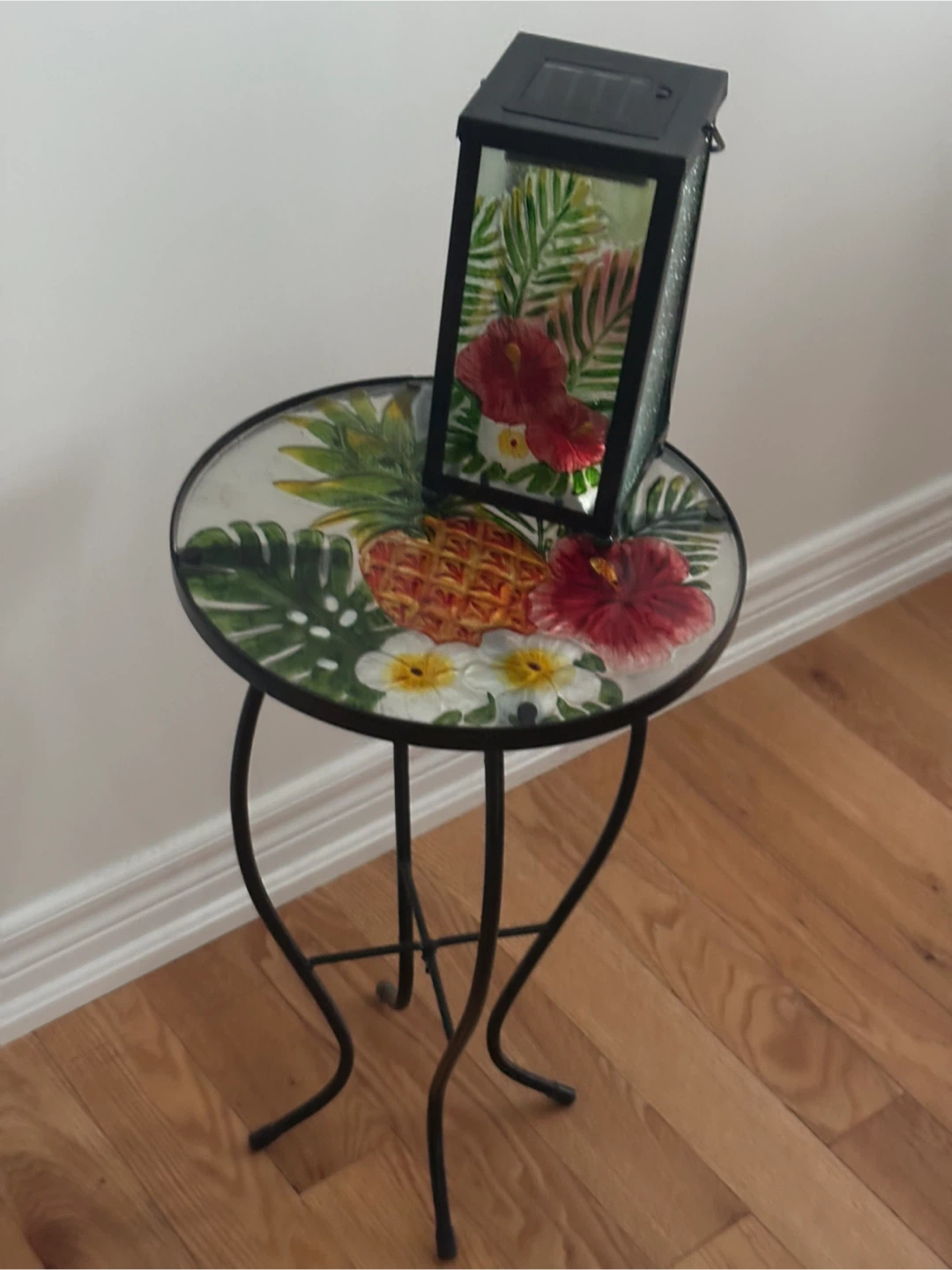 Accent Table with Matching decorative Lantern - photo 3