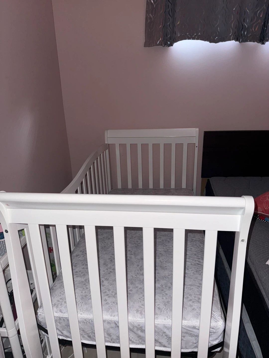 White Baby Crib with Mattress - photo 4