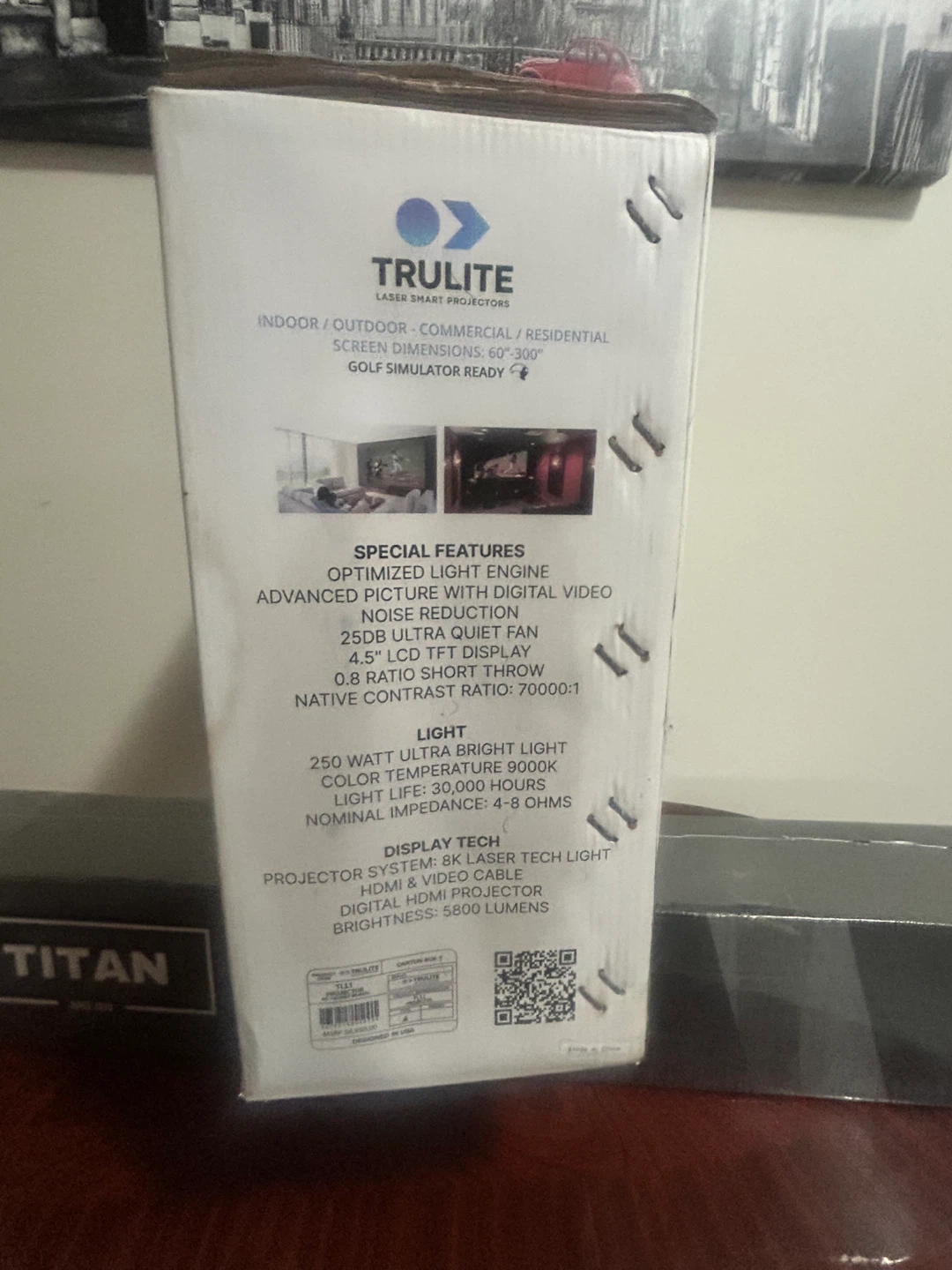 TruLite TL11 Projector & Titan TNS-72 Screen - NEW! - photo 3