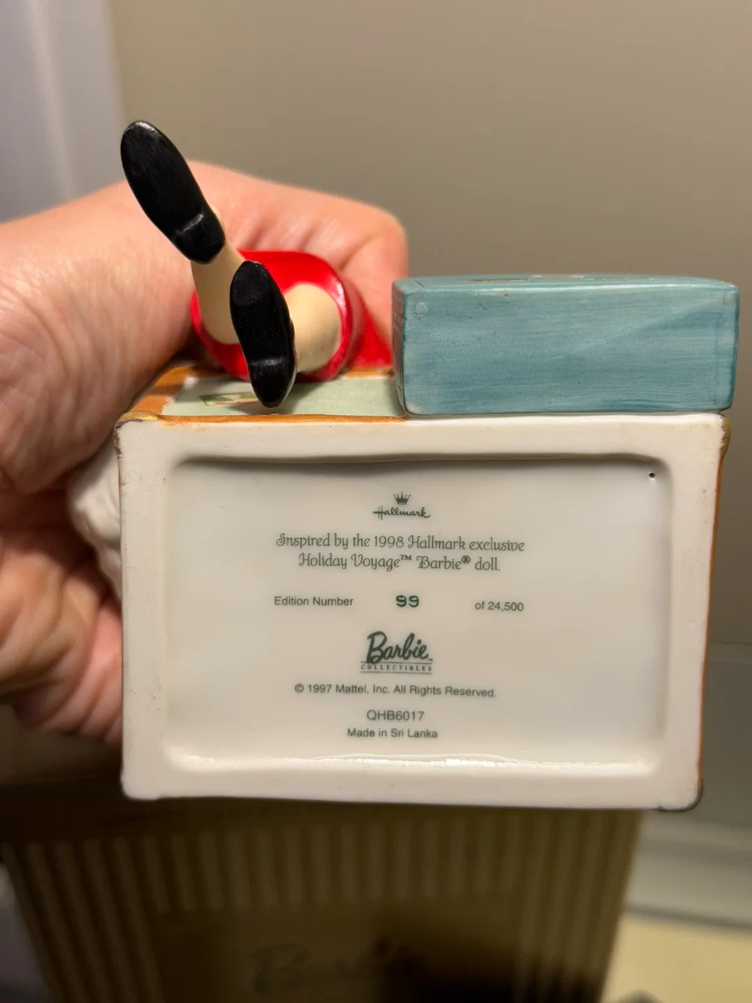 Hallmark Holiday Voyage Barbie Doll Figurine image indicator(2)