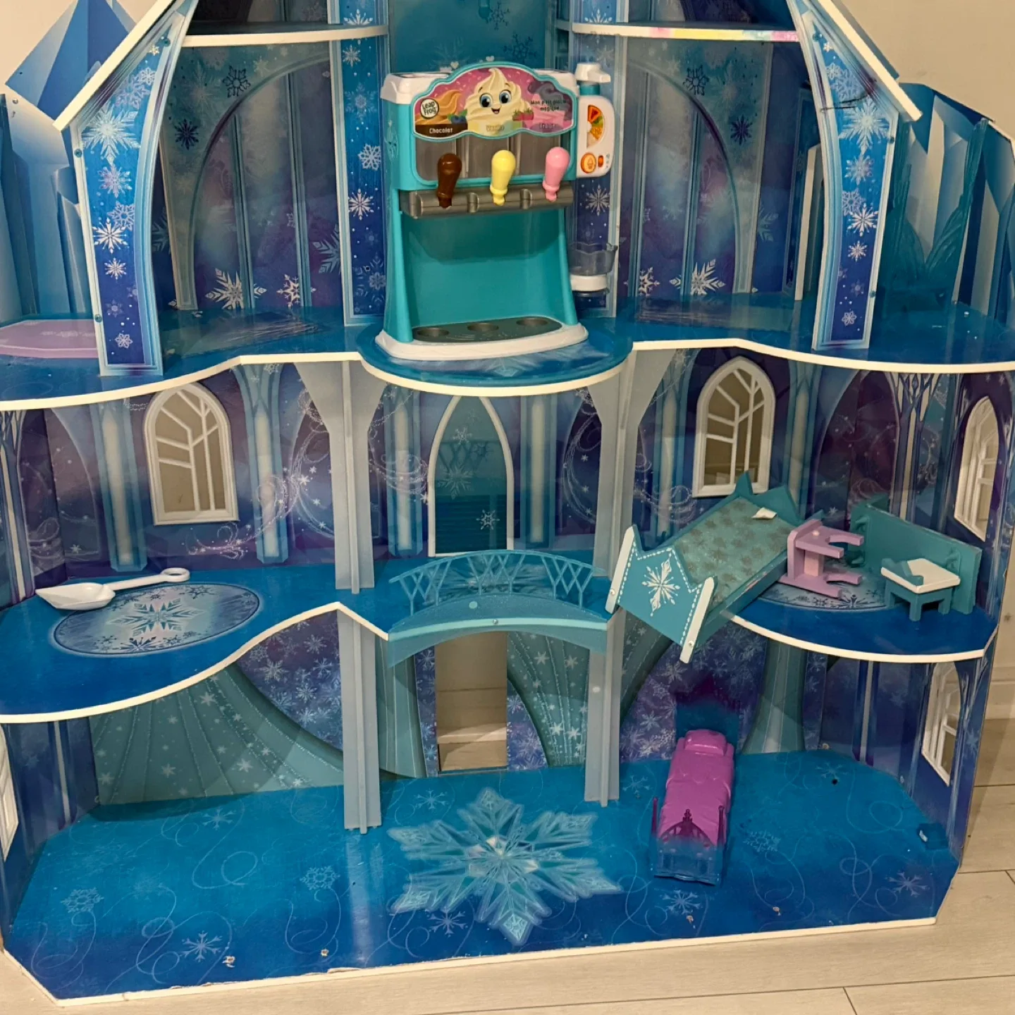 Disney Frozen Ice Castle Dollhouse image indicator(2)