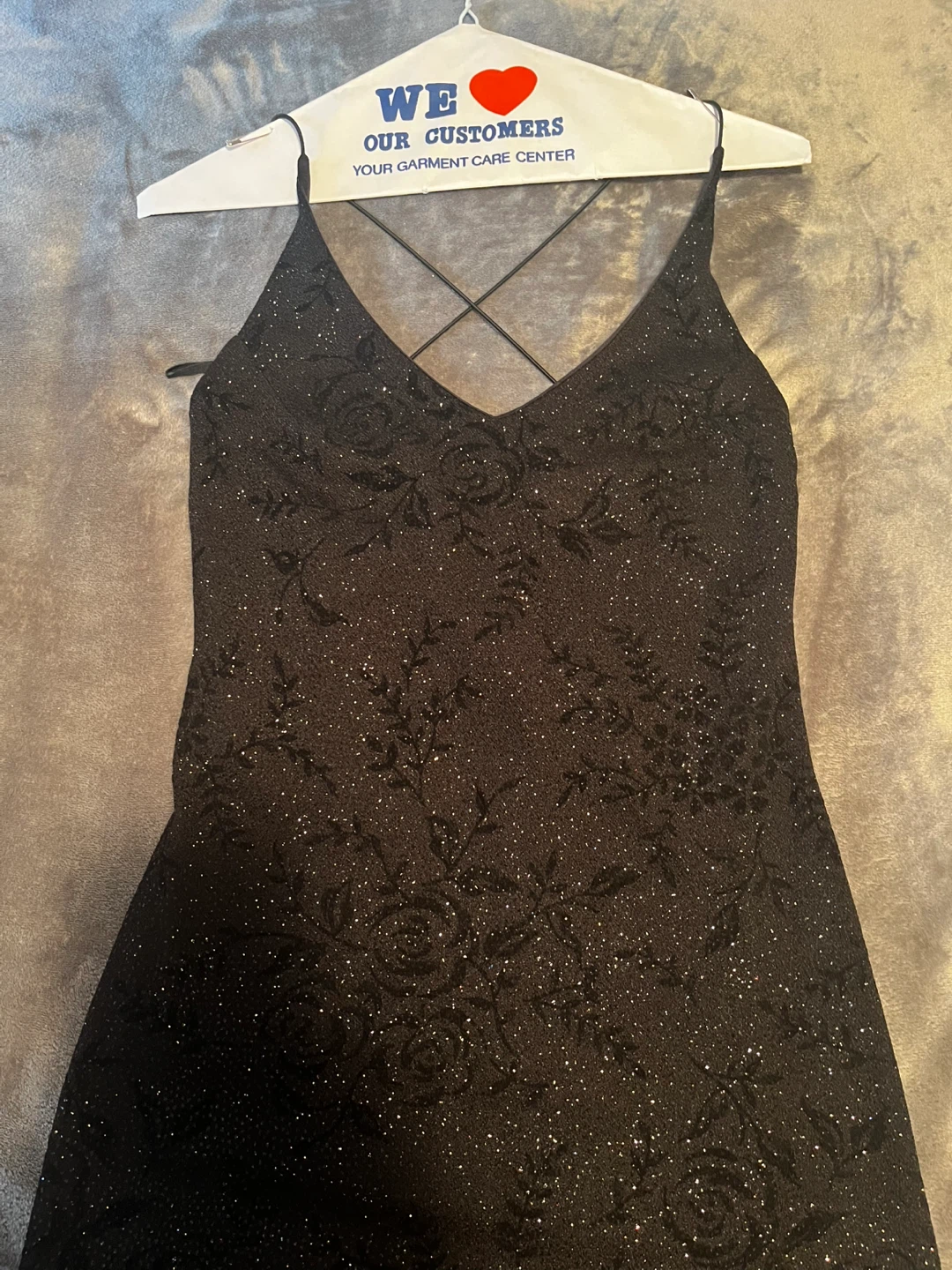 🏆 Black Sparkly Dress