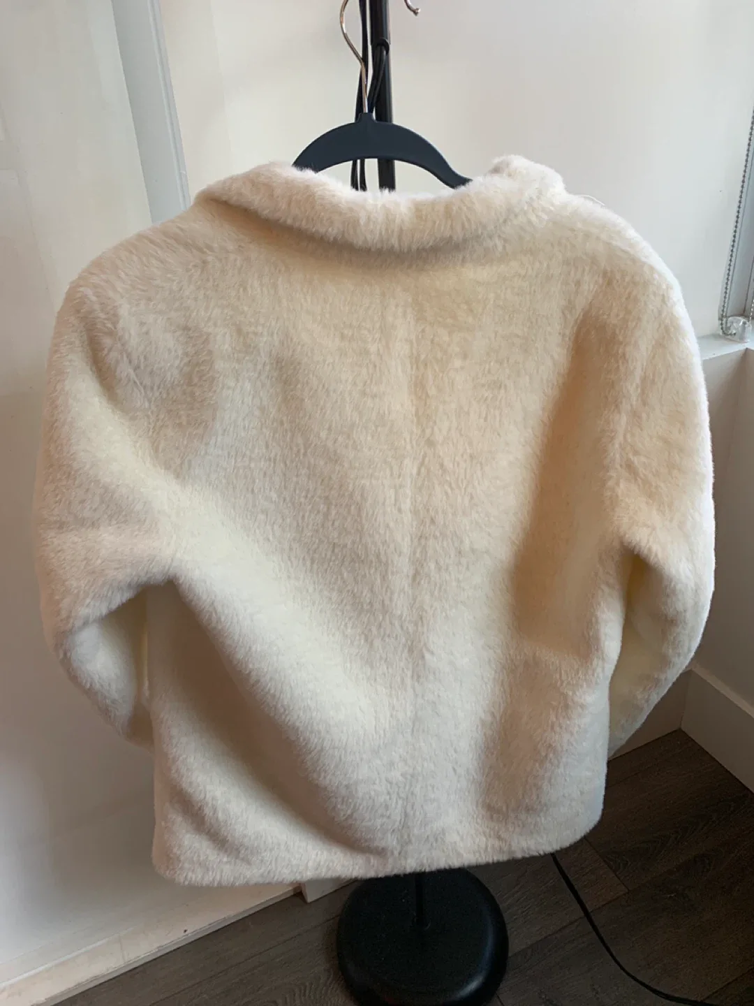 Carrot Cream Double Button Jacket image indicator(2)