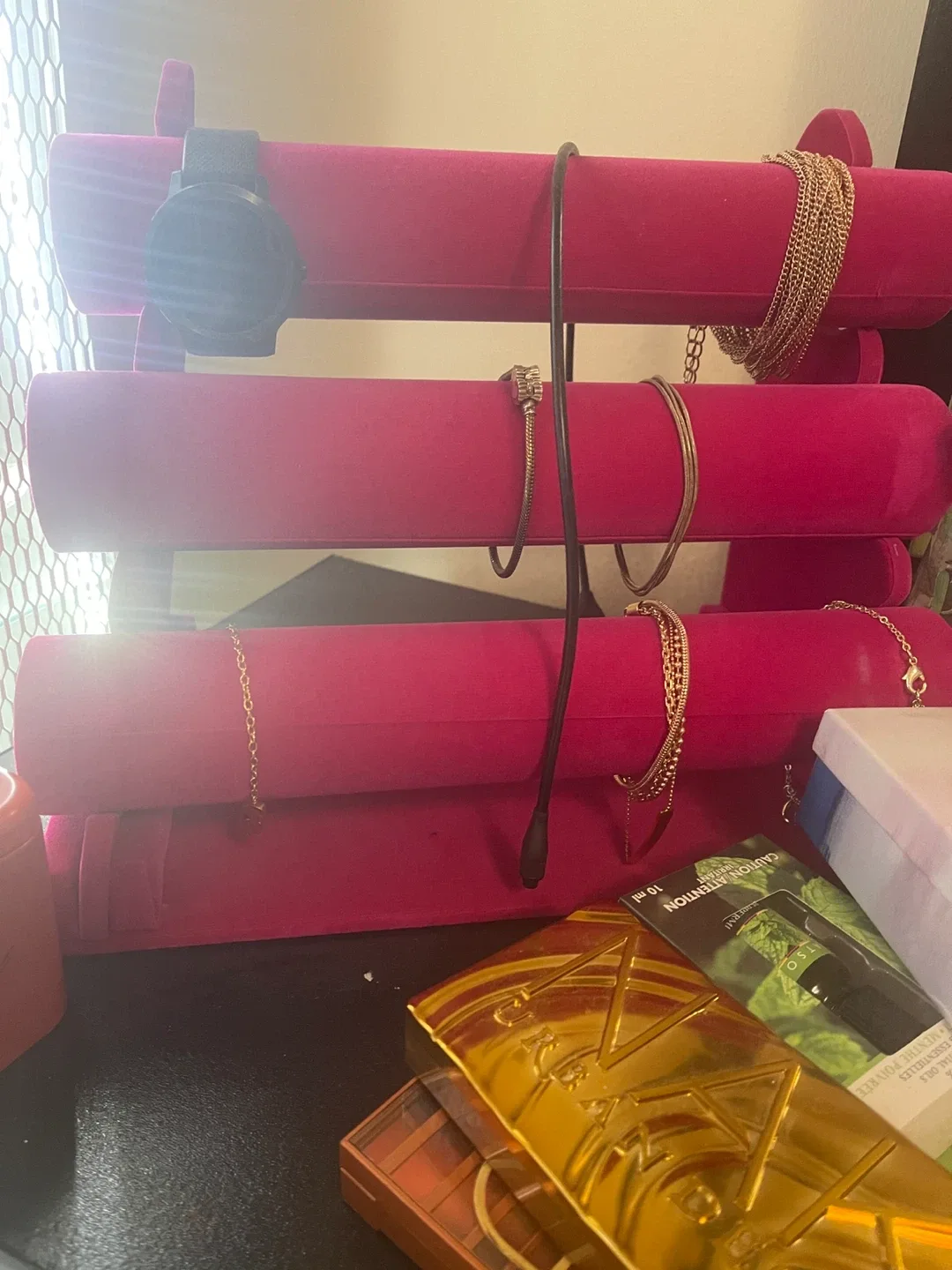 Bracelet holder/stand