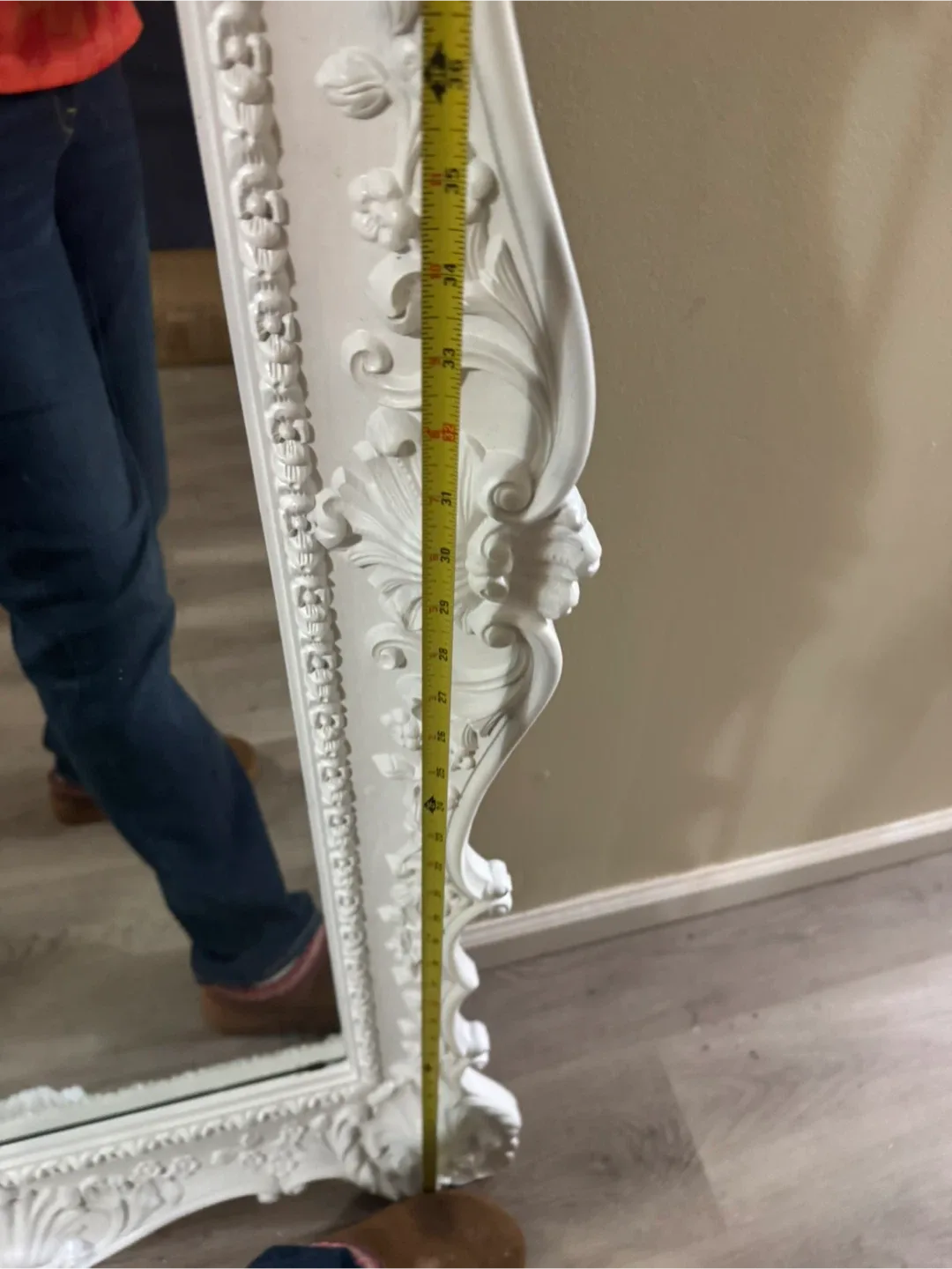Ornate White Framed Mirror image indicator(6)