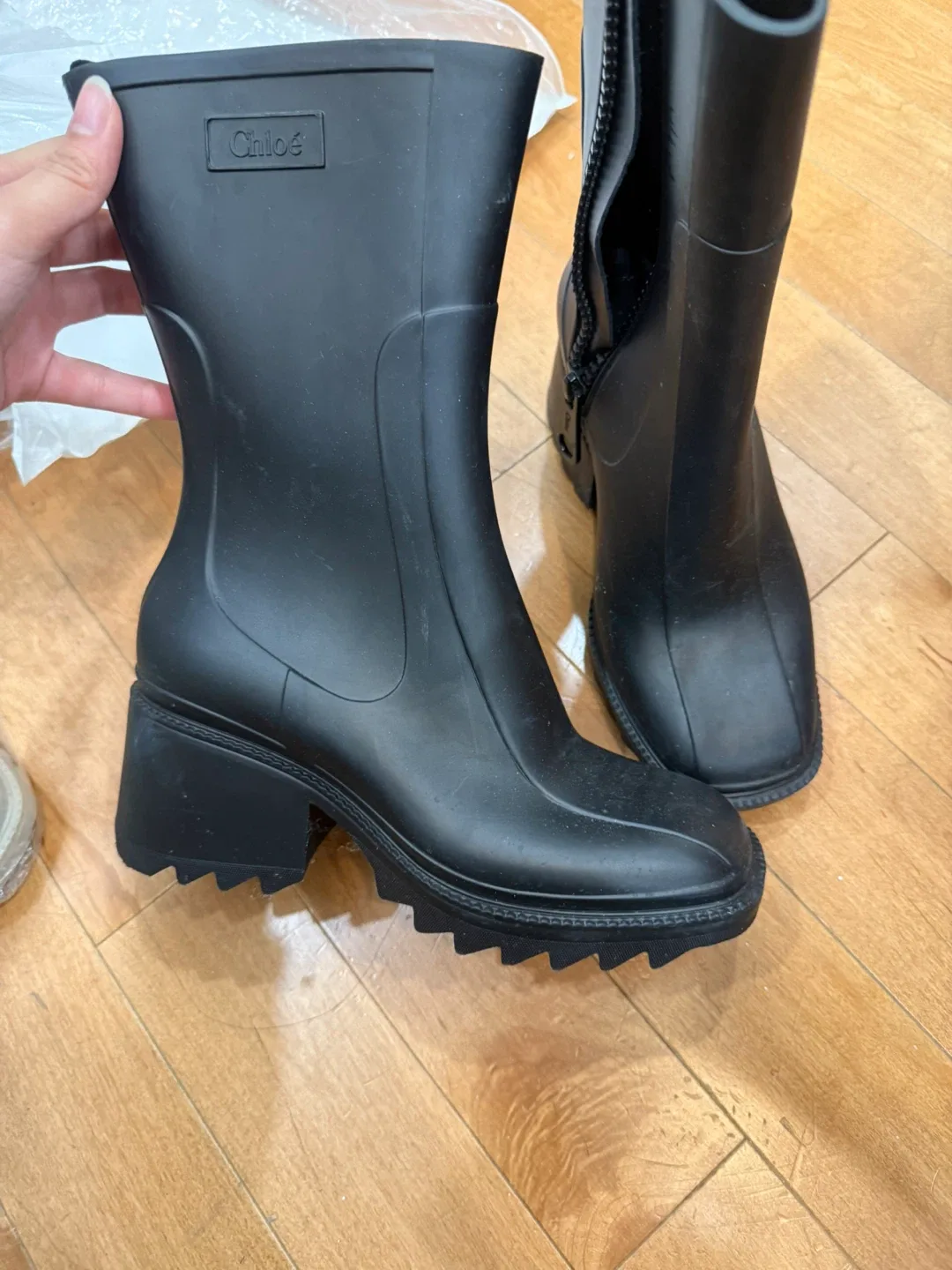 Chloé Black Rubber Heeled Rain Boots image indicator(2)